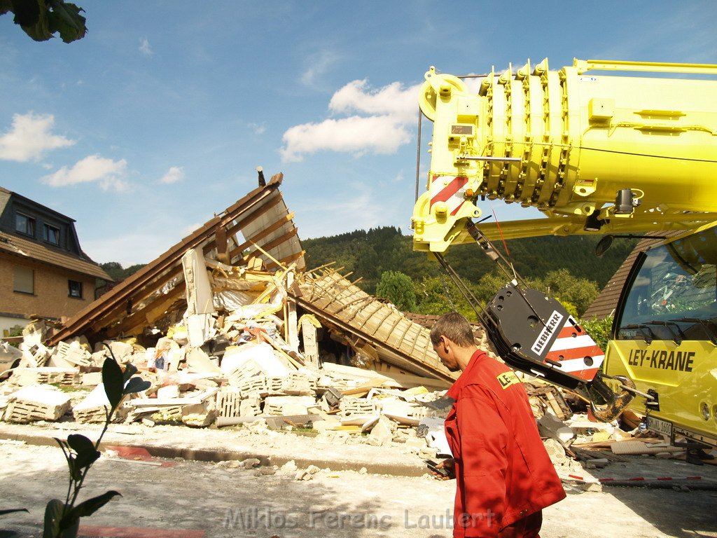 Haus explodiert Bergneustadt Pernze P067.JPG